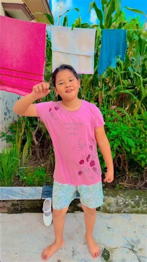 Rambha Ho Ho dance 🤣😜#shorts #shortvideos #viralvideos #trending #funny #suyalfamilyshorts #viral