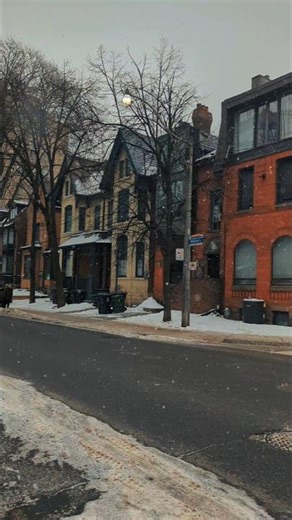Why does Canada look this beautiful in winter? 🇨🇦