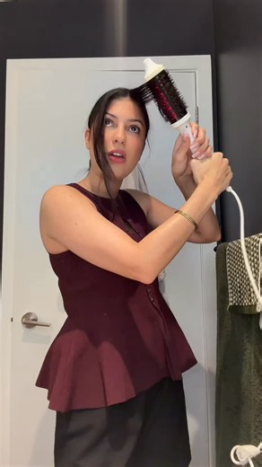 Emily Durham on Instagram: "The amount of companies who will literally make you do a case study and nine rounds of interviews just to ghost you is… Something else. #careercoach #corporatelife"