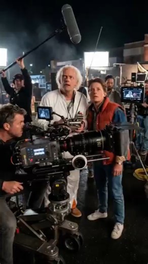 🎬 Back to the Future — Behind the Scenes… That Never Existed #backtothefuture #viral #nostalgia #bts