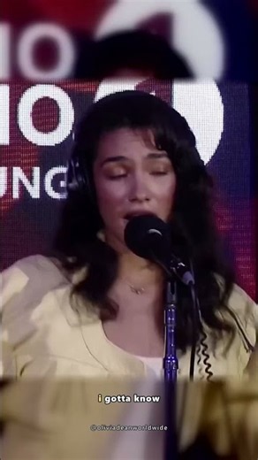 Olivia Dean - Man I Need (Live Lounge) 🎤