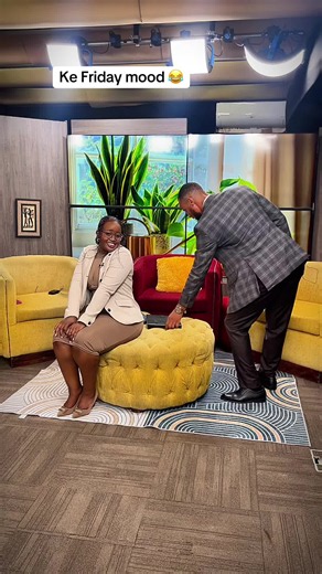 @Sukoluhle Sinini Ndlovu @3ktv @Signature Suits #certifiedsweetheart #broadcaster #newsreader #currentaffairs