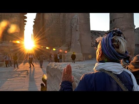 Egypt: Visitors watch sun align with ancient Luxor temple on winter solstice