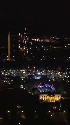 Amazing fireworks at the White House for UFC 250!