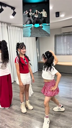 Song-guessing challenge with Teacher Huy.Follow me/ #dance