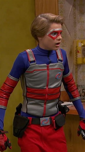 Kid Danger tried to help 😂
