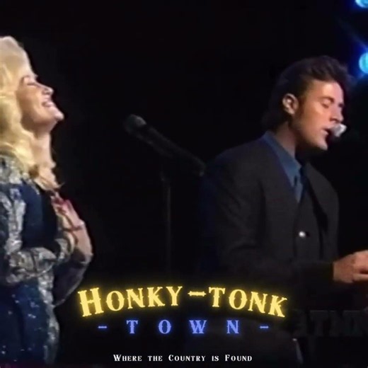 Dolly Parton and Vince Gill singing I Will Always Love You at the Opry, to Porter Wagoner 🤍 1