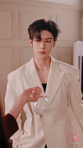 🔥The woman’s lover is her sister’s fiancé #reelshort #1047560