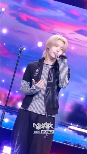 hrtz.wav - ALIVE #ハーツウェイブ #하츠웨이브 #ALIVE #Shorts #MusicBank | KBS WORLD TV