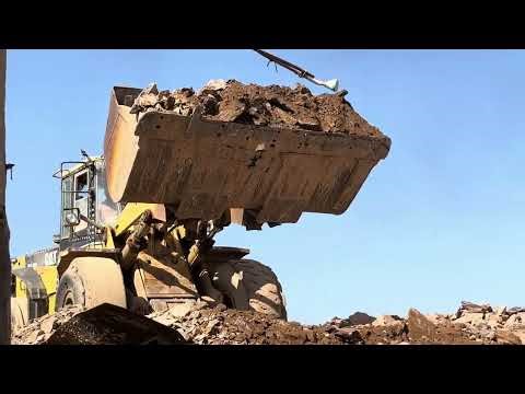 Massive Rock Jam Cleared by Hammer | Insane Crushing Power!