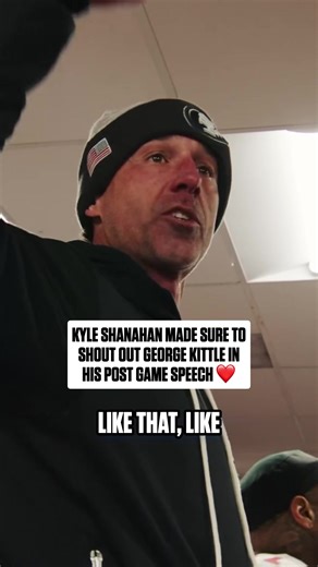 A coach ❤️ #nfl #sanfrancisco49ers #georgekittle (via @San Francisco 49ers)