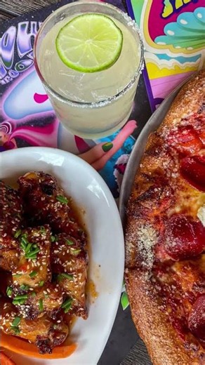 Local Business Spotlight | Mellow Mushroom #shorts