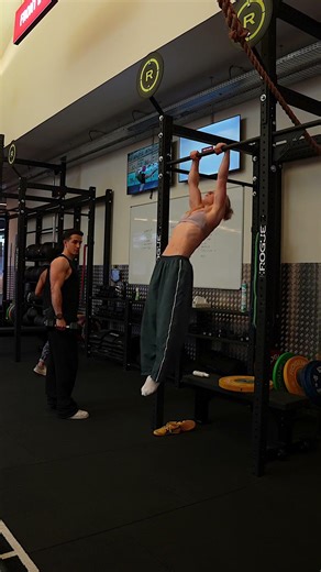 Muscle-up Queen ! 👑