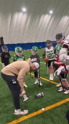 4 Leaf Lacrosse New England on Instagram: "Coach French breaking it all the way down to basics! Attention to detail is everything. @faceofffactory #4leaflax #faceoff #training"