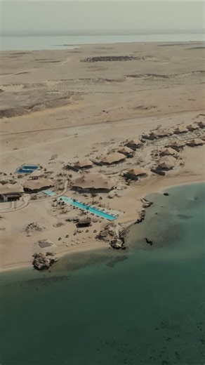 ⁠Stretching along the edge of our home, our infinity pool draws us into a sense of vastness—where water, sky, and horizon blur into one. Here, a quiet sense of awe settles in—held by views that gently remind us of the endless possibilities beyond the horizon.⁠ ⁠ #OurHabitasRasAbrouq #OurHabitas #LiveInspired | Our Habitas Ras Abrouq