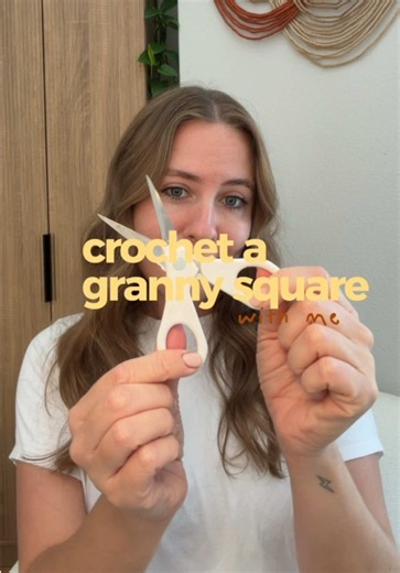 crochet a granny square with me ✨🧶 #crochetwithme #grannysquare #crochetproject #crocheting #fiberartisr