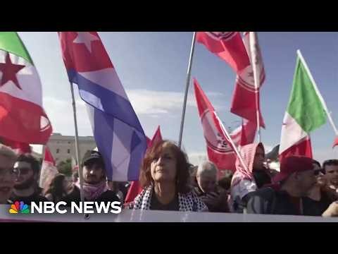 Thousands protest high cost of living in Italy