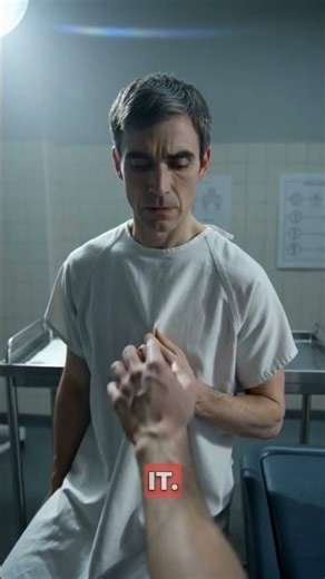 Two Minds? The Scary Alien Hand 🧠