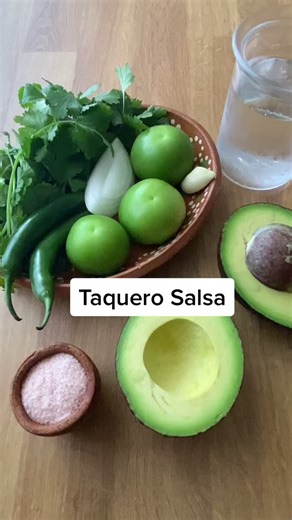 Authentic Mexican Guacamole Salsa Recipe
