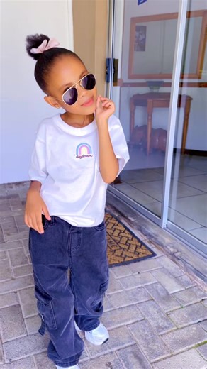 Simo’s Outfit check 🫶🏻#outfitcheck #babysimo #ootdforkids #MotherAndDaughter #entleeandsimo