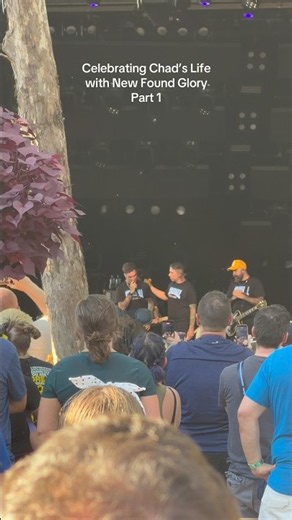 New Found Glory Still Played Their Epcot Show in Honor of Chad (Part 1)