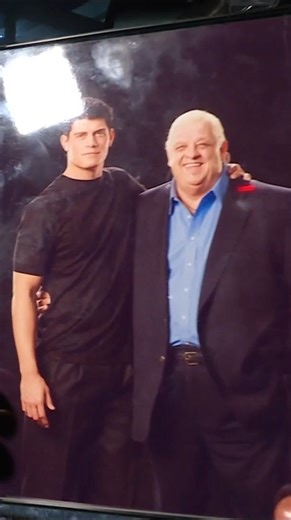 #DrewMcIntyre knows exactly how to get under #CodyRhodes' skin 😮‍💨 | WWE