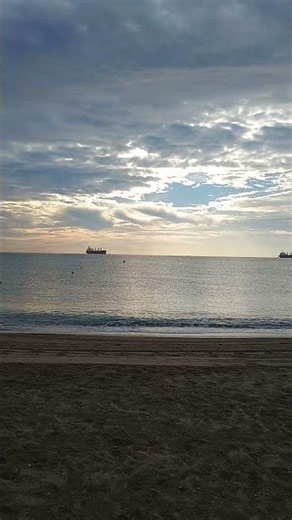 dull Friday #almeria #veraplaya #playanaturista #spain #beach #sun #naked #autumn