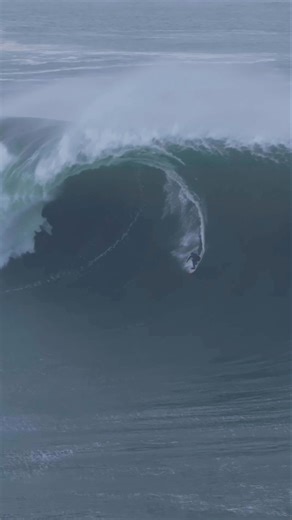 Into the dark caverns 😮‍💨 #ireland #bigwaves #surfing