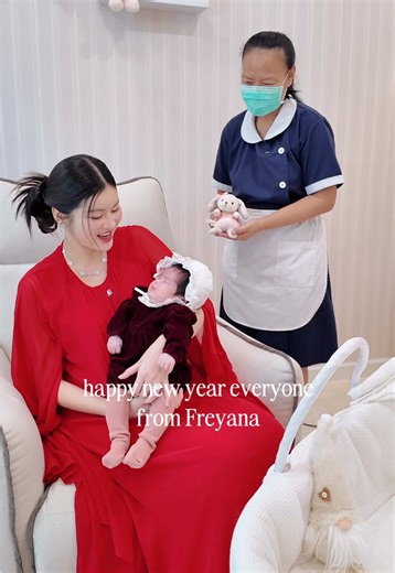 My cutest santy 🎁☃️❄️ #freyana #เฟรญานา #เฟรญ่า #aonsomrutai #ออนสมฤทัย
