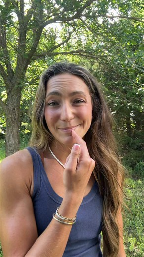 Laura Farms starts a children's book project