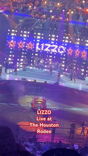 LIZZO performing live at the rodeo! #texas #bullriding #amazing