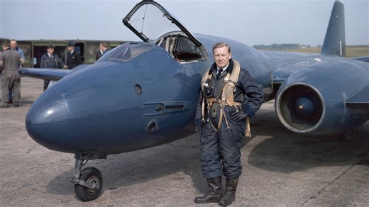 The English Electric Canberra - Britain’s jet bomber nearly died before its first flight