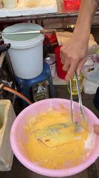 Fried fish with an expert fisherman 🐟 #streetfood #fishing #cooking