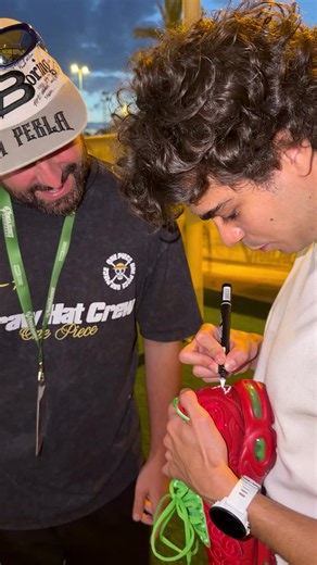 Conocí a mi capitán Inaki Godoy y al cocinero Taz Skylar