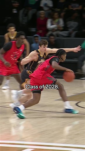 15 year old Blaze Johnson looking very pro… 🫣 @heyyblaze #ote #hoops #basketball