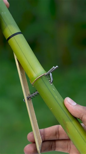 New Iron nail and bamboo creative idea #Diy #Craft #Toys #Bambooart