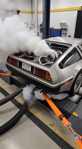 DeLorean Twin Turbo Explosion on the Dyno! #shortvideo #automobile #cartok #twinturbo #exploded