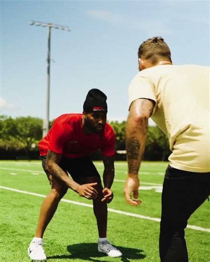 Lions Cornerback Shows Solid Defense and Agility in Press Man Work