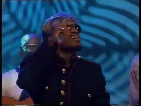 Outkast performing 'Ms. Jackson' live on TotP, 2001 🙌 | DJ Mag