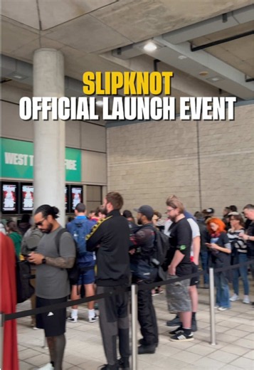 Kicking off the (sic)est Stadium Tour in style at our house 🤘 @Slipknot