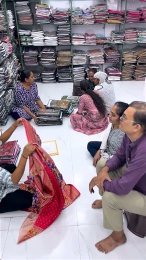 અમારા નવા કલેક્શનને આટલો સુંદર પ્રતિસાદ આપવા બદલ આપનો ખૂબ ખૂબ આભાર! તમારી પસંદગી જ અમારી ઓળખ છે.