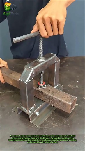 DIY Screw Press Crushing Steel With Pure Mechanical Power