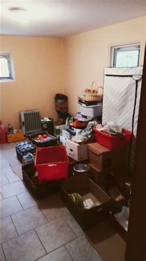 Das hat Adolf Hitler verursacht. Die Integration der Heimatvertriebenen nach 1945 ist gescheitert...