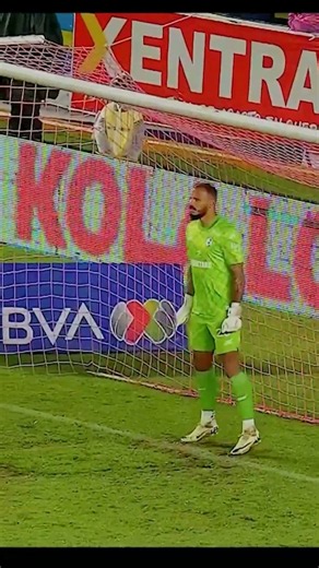 ⚽ 1er Gol de Cruz Azul! Gol de Andrés Montaño de penal para ADELANTAR a Cruz Azul 1 - 0 Querétaro! L