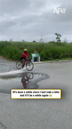 It's been a while since I last rode a bike and it'll be a while again 😭