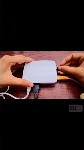 “I Built a Mini Computer with Raspberry Pi 😱”