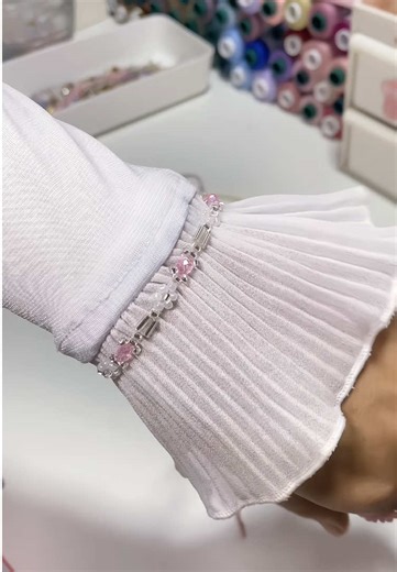 Handmade Bracelet Tutorial with Beads and Strings