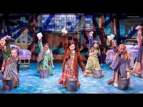 'Annie' playing at Chanhassen Dinner Theatres