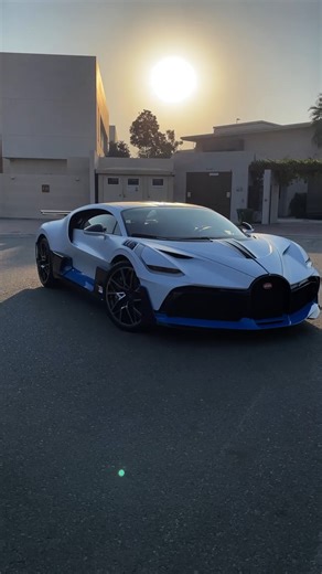 This is the super rare Bugatti Divo, only 40 of these exist in the world 😱 | Supercar Blondie