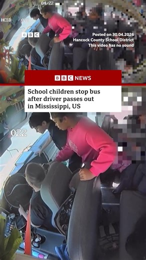 School children stop bus after driver passes out. #Mississippi #US #BBCNews